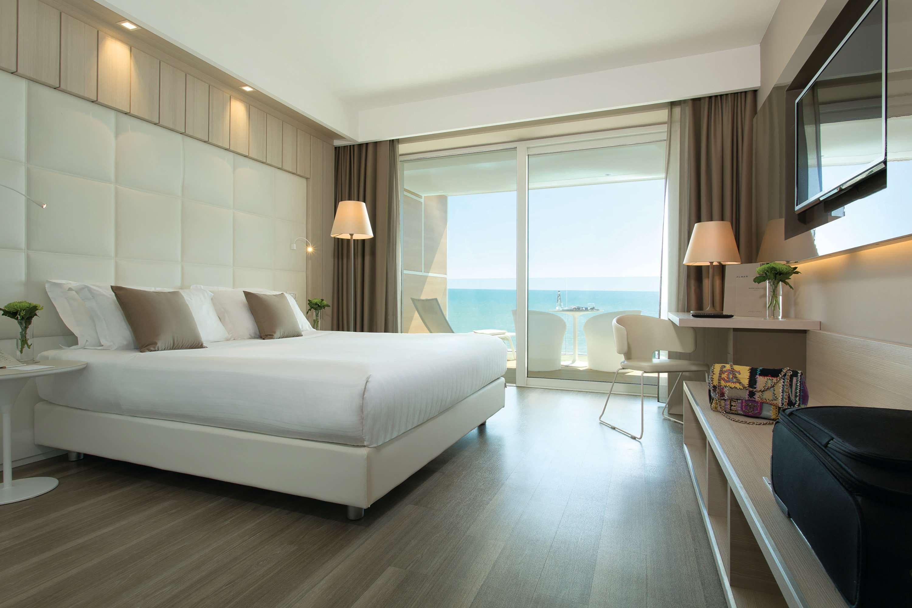 Almar Jesolo Resort & Spa Esterno foto A room at the hotel