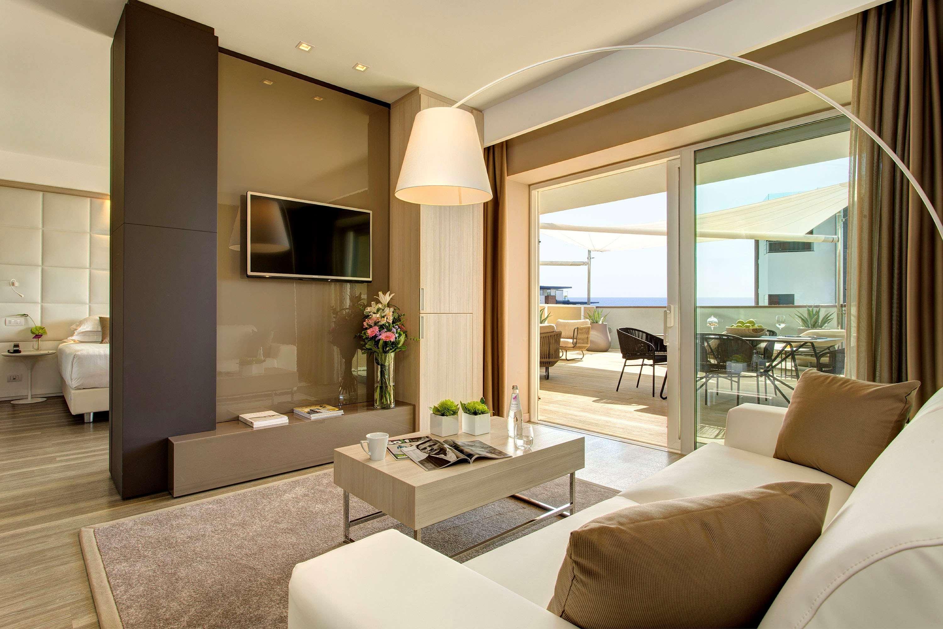 Almar Jesolo Resort & Spa Esterno foto A suite at the hotel